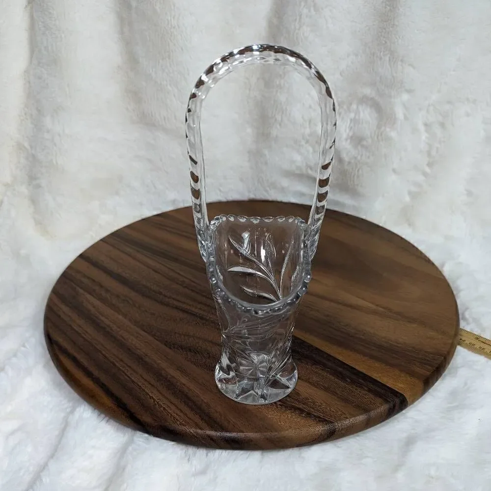 Vintage L E Smith Pressed Glass Basket with Scalloped Edges Circa 1940s